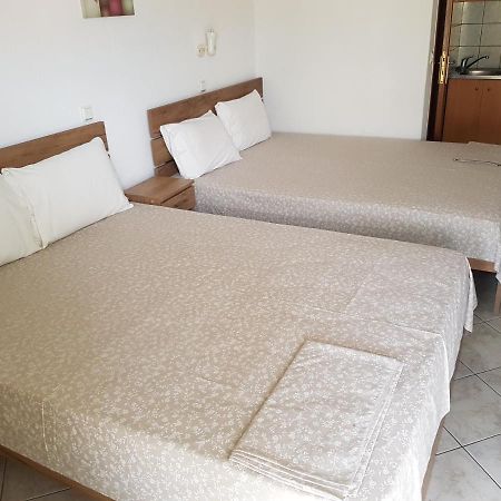 Villa Giannis Apartments Vrasná Exteriör bild